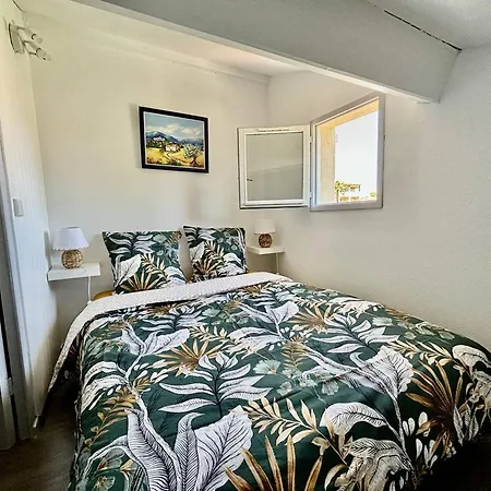Mazet Climatisé Avec Parking Et Piscine - Fr-1-816-26 Villa Le Lavandou
