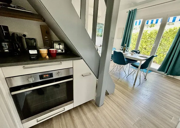 Villa Mazet Climatise - Piscine - Parking Privatif - Fr-1-816-26 *